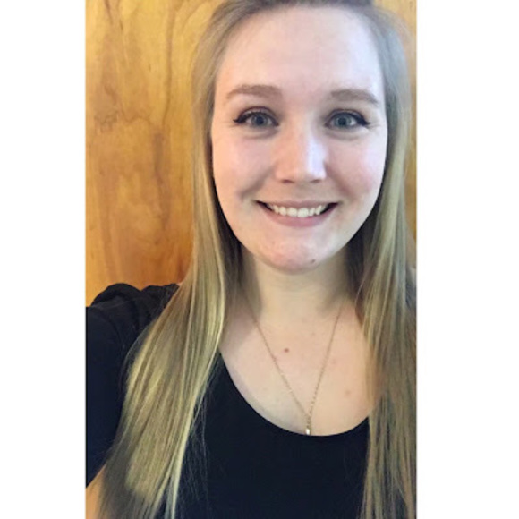 Meet your Posher, Samantha - Picture 5 of 5